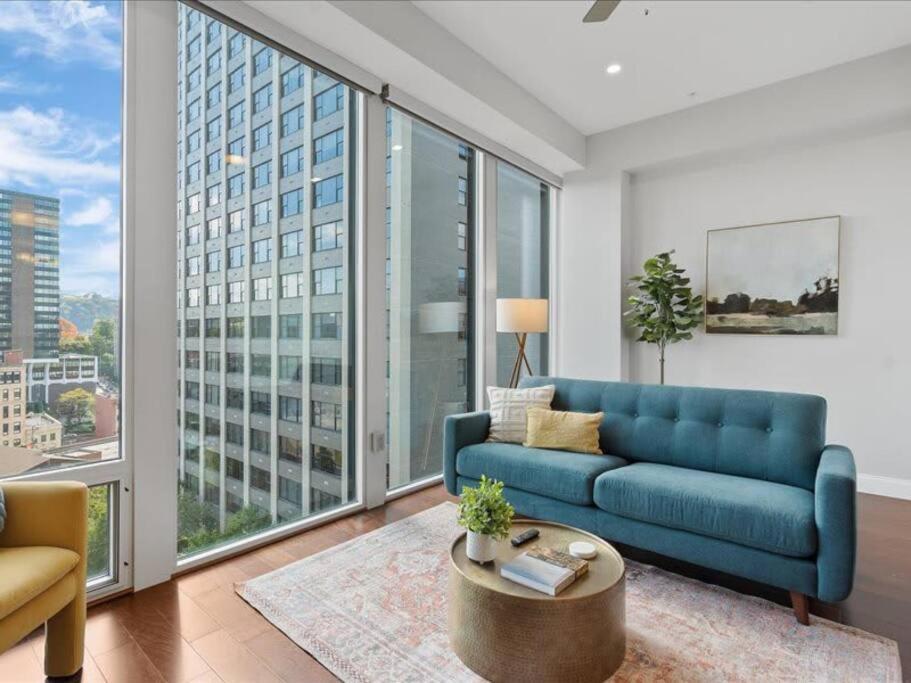 Cozysuites Dream 1Br, Ppg Paints Arena, Pitts Pittsburgh Extérieur photo